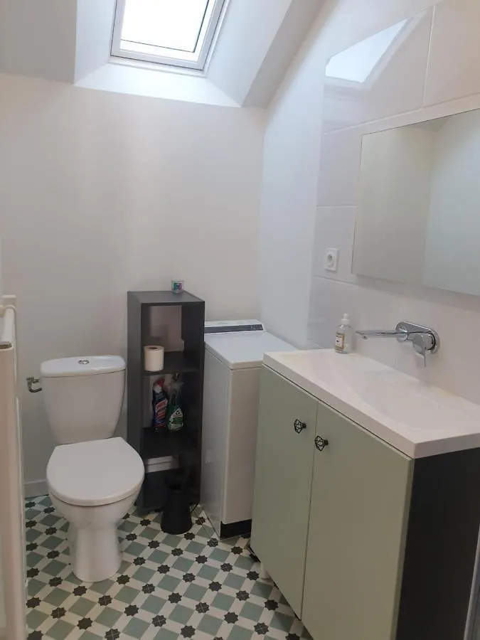 Gite Atypique Avec Jacuzzi Hillion