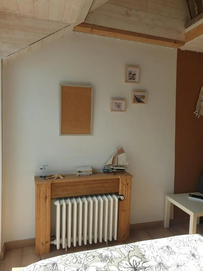 Hébergement de vacances Gite Atypique Avec Jacuzzi Hillion