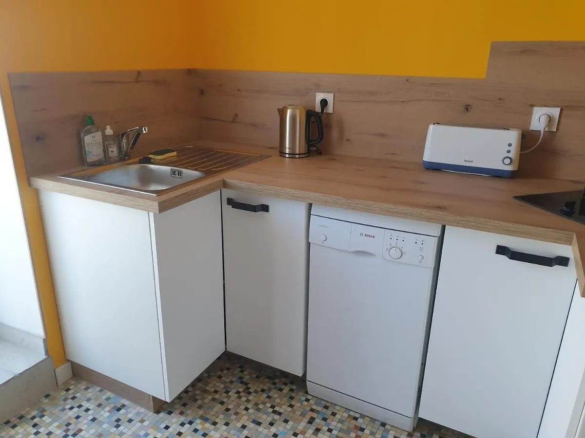 Holiday home Gite Atypique Avec Jacuzzi Hillion France